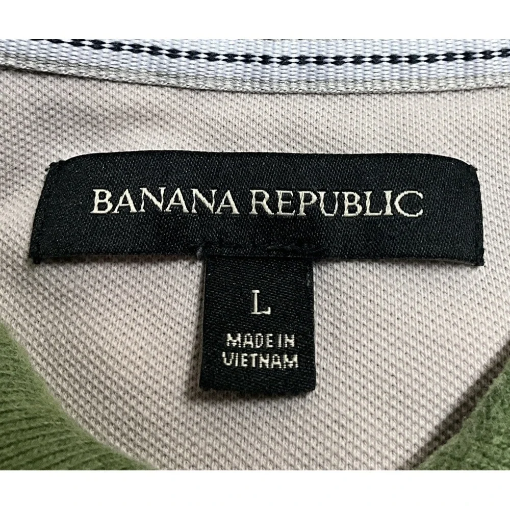 Banana Republic Men's Green Polo Shirt Size Large